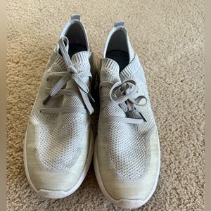 Peter Millar Hyperlight Glide Sneaker Shoes Light Gray Womens Size 10 LA21EF01